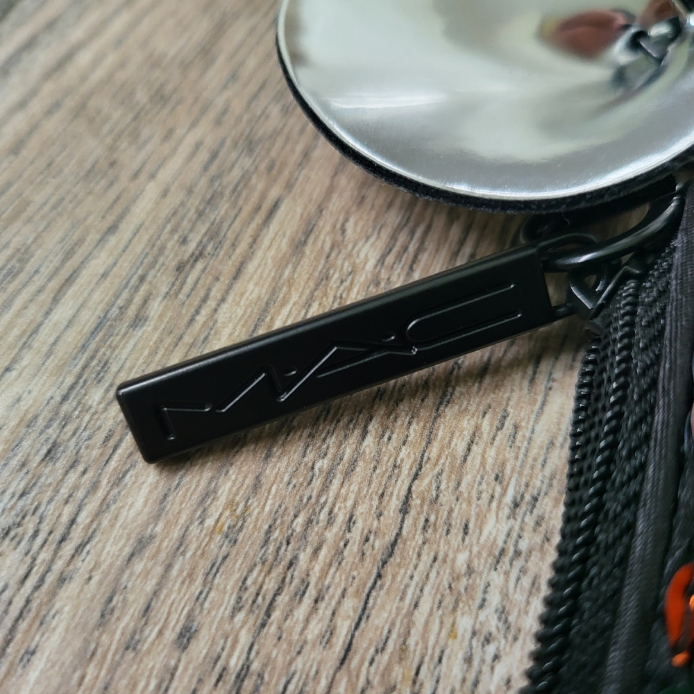 Mac Makeup Bag - image 5